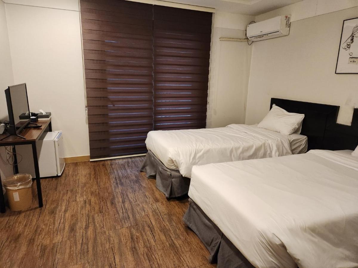 Navis Hotel Чеджудо Экстерьер фото